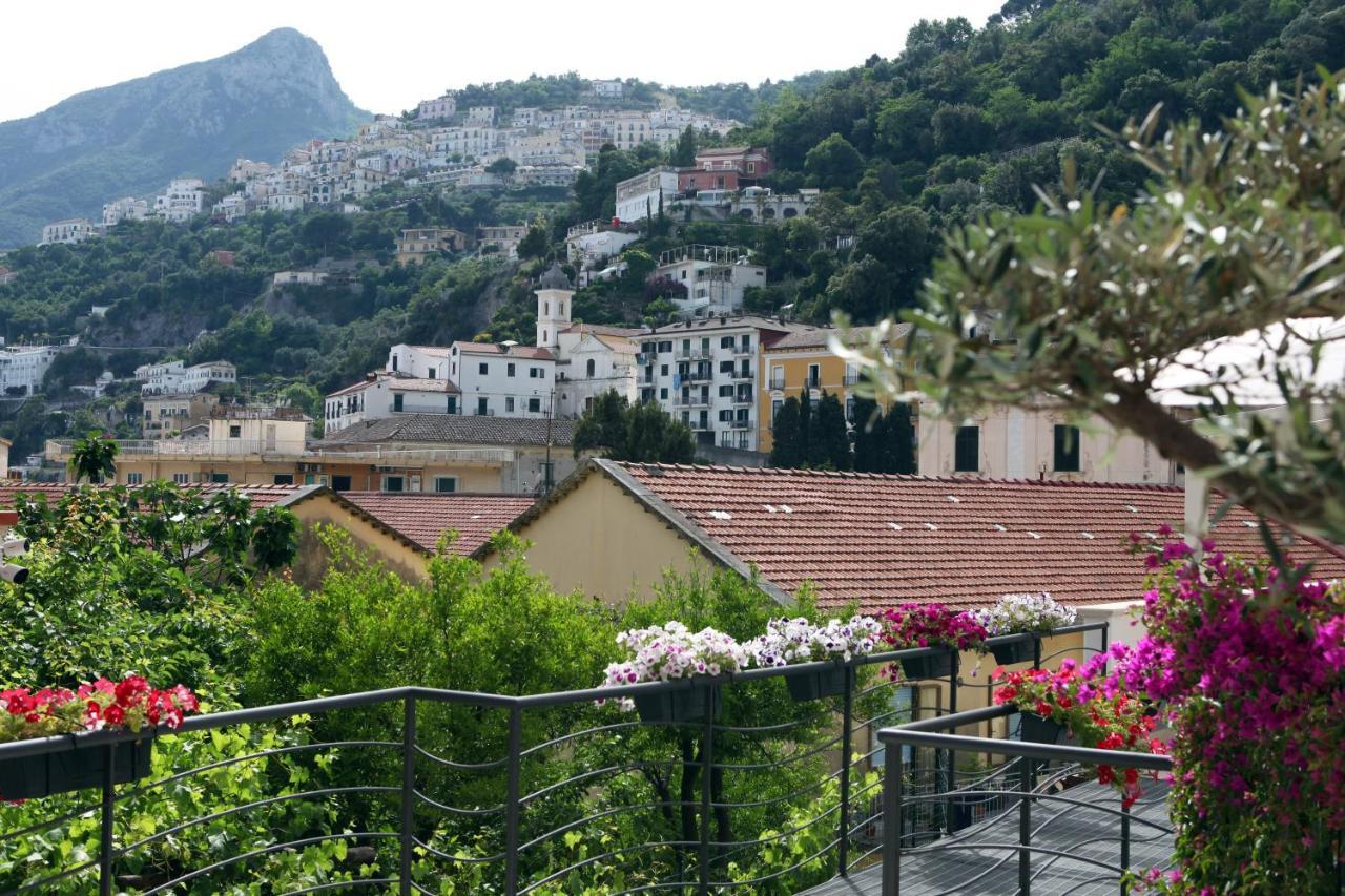 Aretusa Resort Amalfi Coast Vietri sul Mare Exterior photo